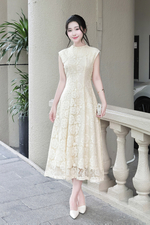 Đầm dự tiệc ren thêu hoa mai màu kem