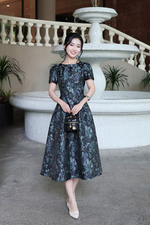 Đầm dự tiệc tafta hoa dáng xòe