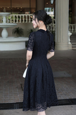 Đầm ren xanh đen xòe cổ sơ mi đính nút