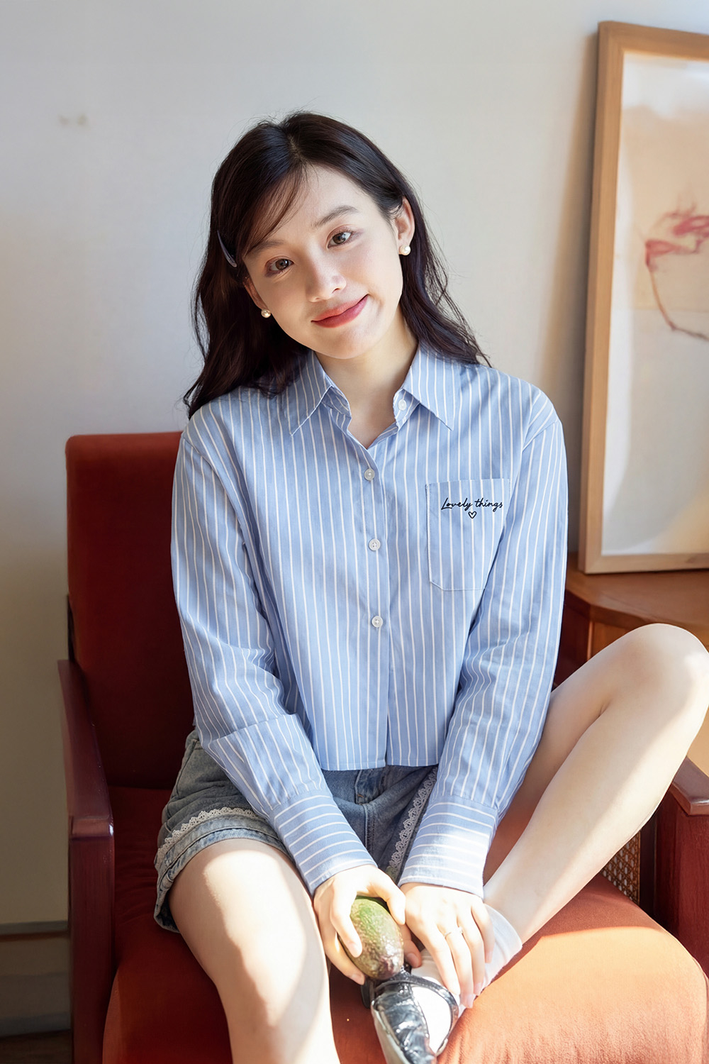 Áo sơ mi nữ xanh kẻ sọc trắng dáng ngắn