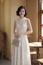 Đầm ren trắng dự tiệc dáng dài