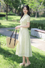 Đầm voan xòe họa tiết cổ phối nơ