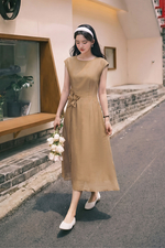 Đầm xòe tơ màu nâu tay chờm eo đính hoa