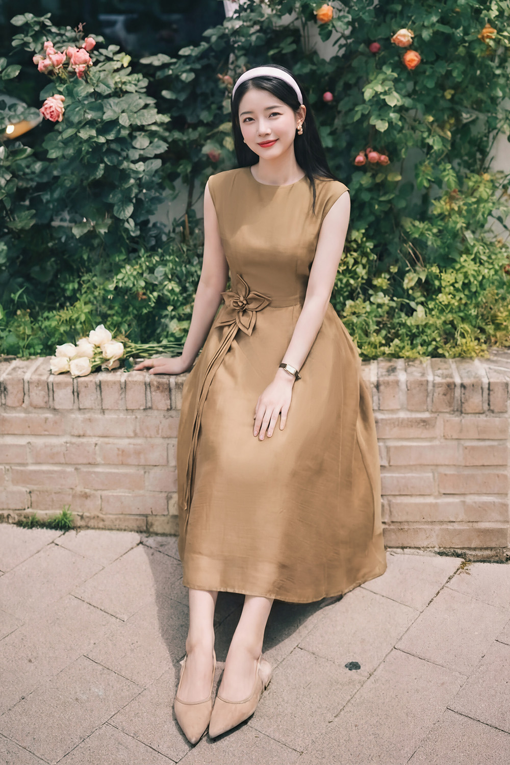 Đầm xòe tơ màu nâu tay chờm eo đính hoa