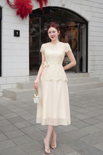 Đầm dự tiệc trắng kem dáng xòe phối ren