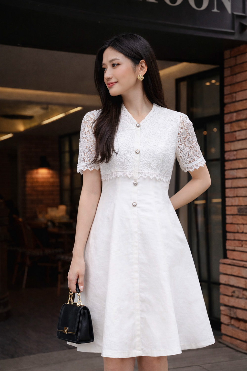 Đầm trắng tafta phối ren