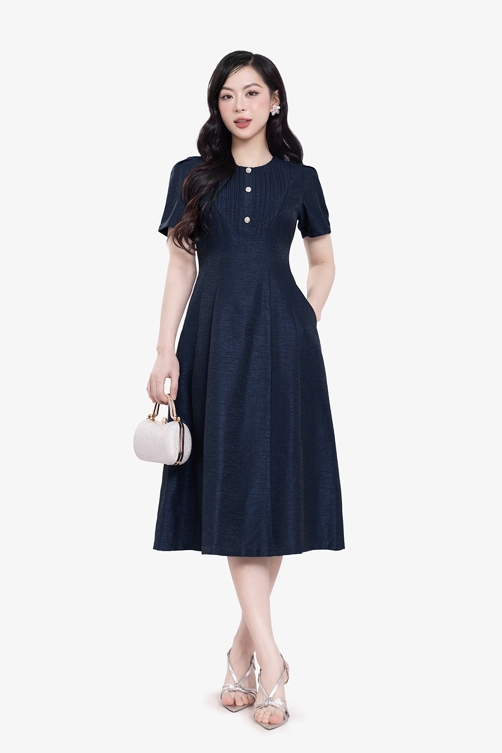 Đầm xòe màu xanh đen cổ xếp ly