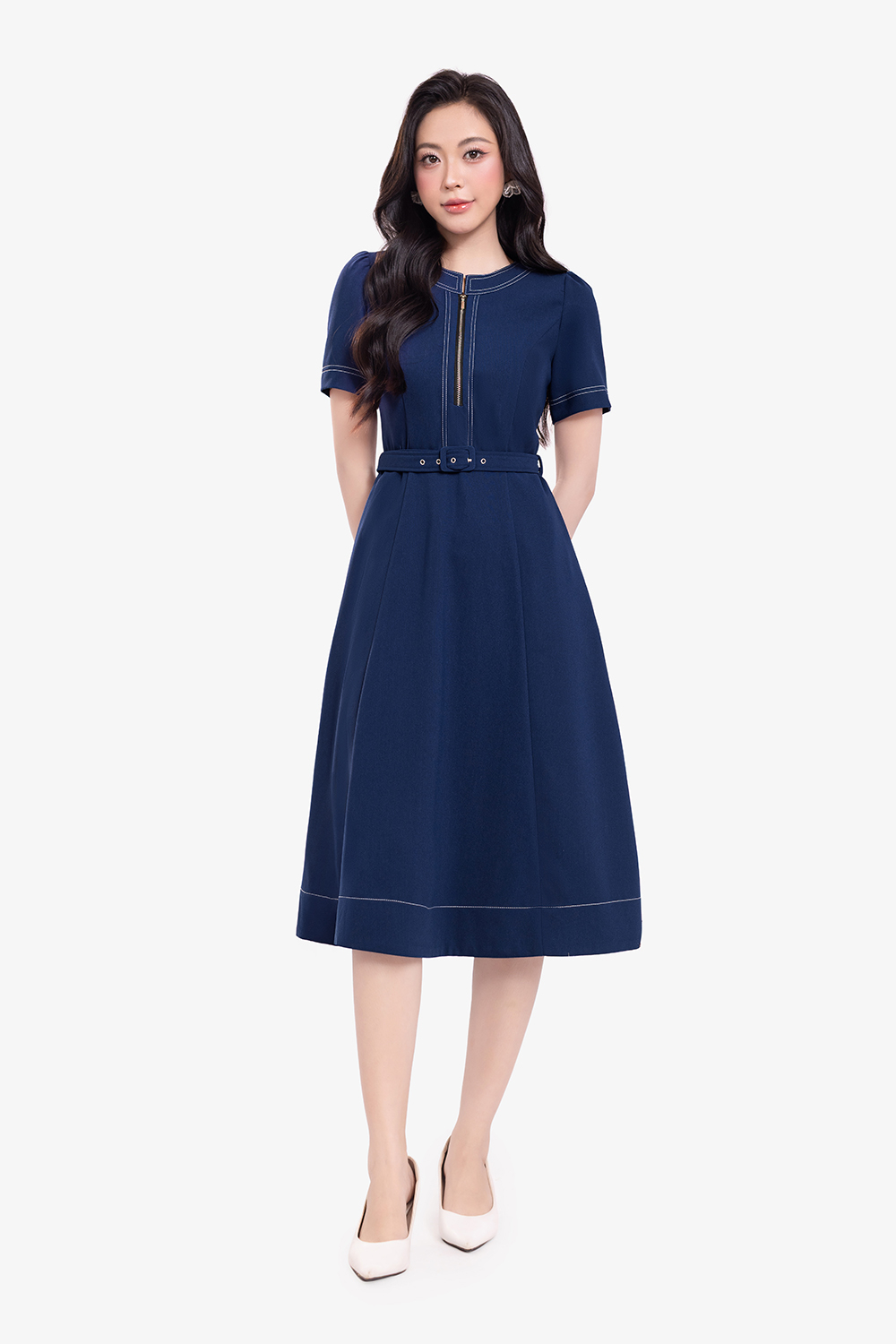 Đầm xanh công sở dáng xòe viền chỉ nổi kèm belt