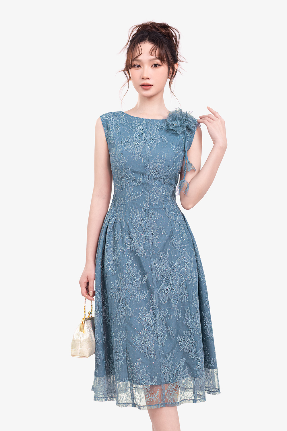 Đầm tiệc ren xanh đính hoa cao cấp