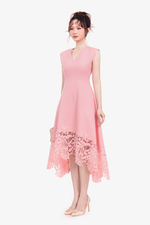 Đầm xòe cổ V sát nách phối ren hồng