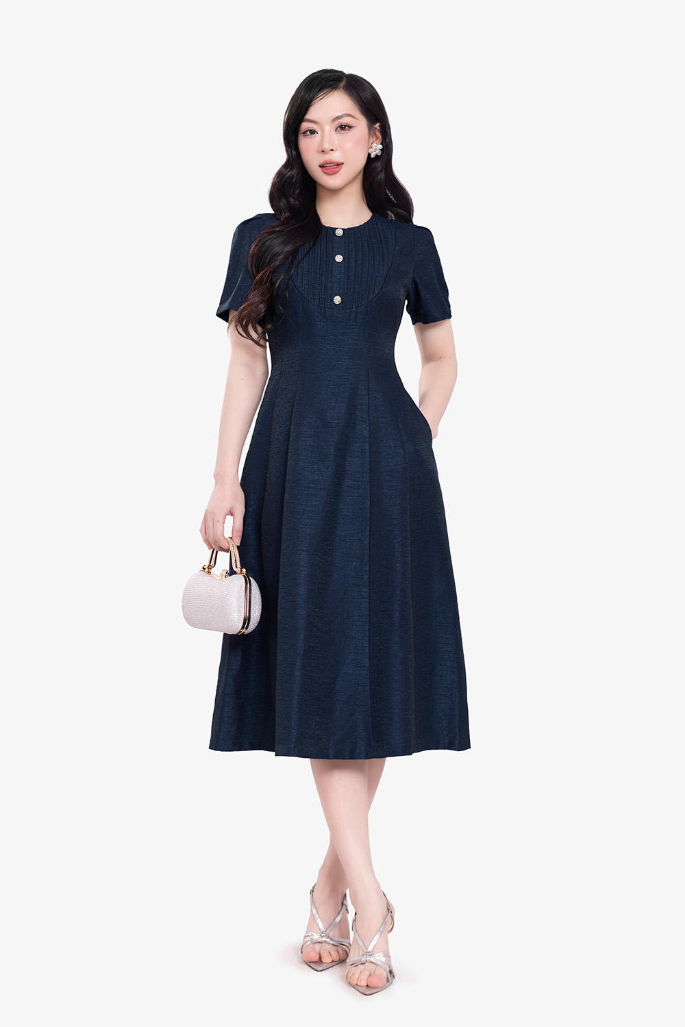 Đầm xòe màu xanh đen cổ xếp ly