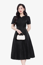 Đầm đen tafta dáng xòe cổ cách điệu