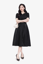 Đầm đen tafta dáng xòe cổ cách điệu