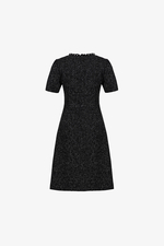 Đầm đen chữ A xòe cổ tròn đính đá