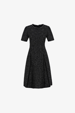 Đầm đen chữ A xòe cổ tròn đính đá