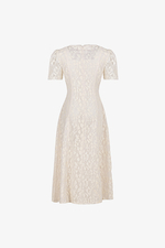 Đầm ren kem dự tiệc dáng xòe