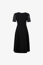 Đầm xòe đen phối ren cổ cách điệu đính nơ