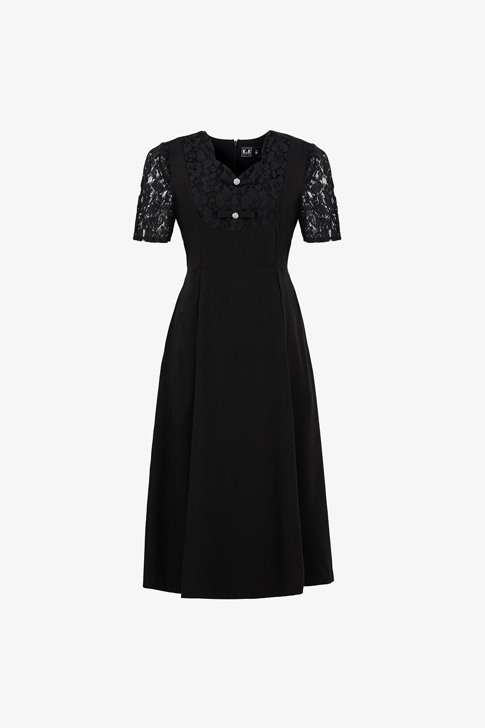 Đầm xòe đen phối ren cổ cách điệu đính nơ