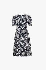 Đầm xòe công sở hoa trắng nền xanh đen