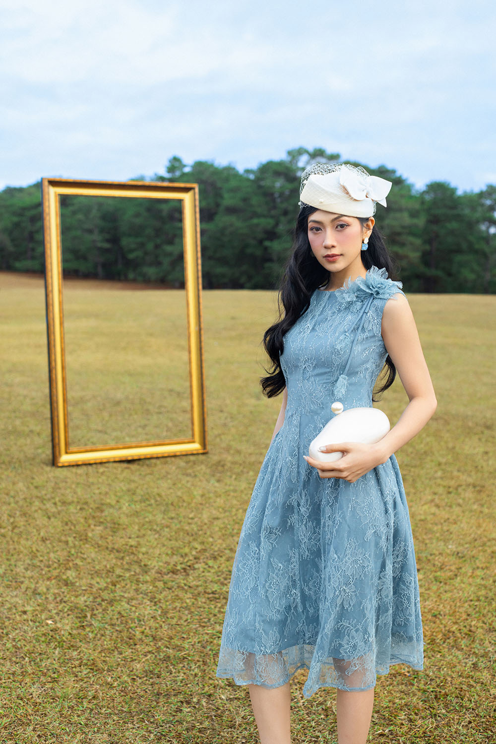 Đầm tiệc ren xanh đính hoa cao cấp