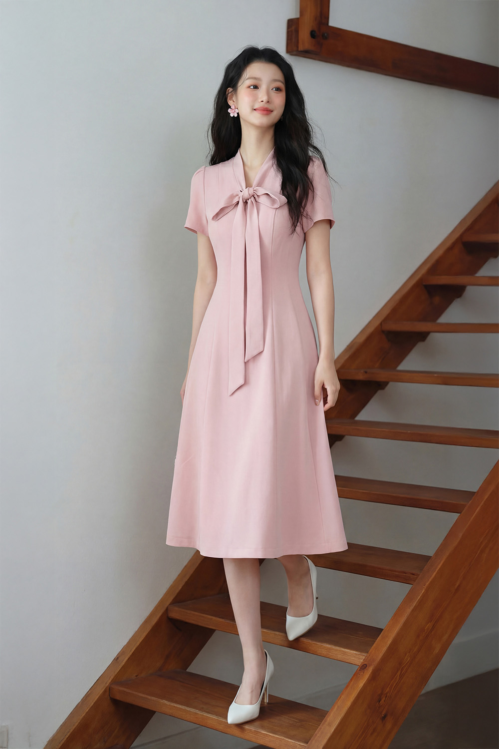 Đầm hồng công sở cổ phối nơ