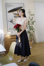 Chân váy đen xòe xếp ly dáng dài