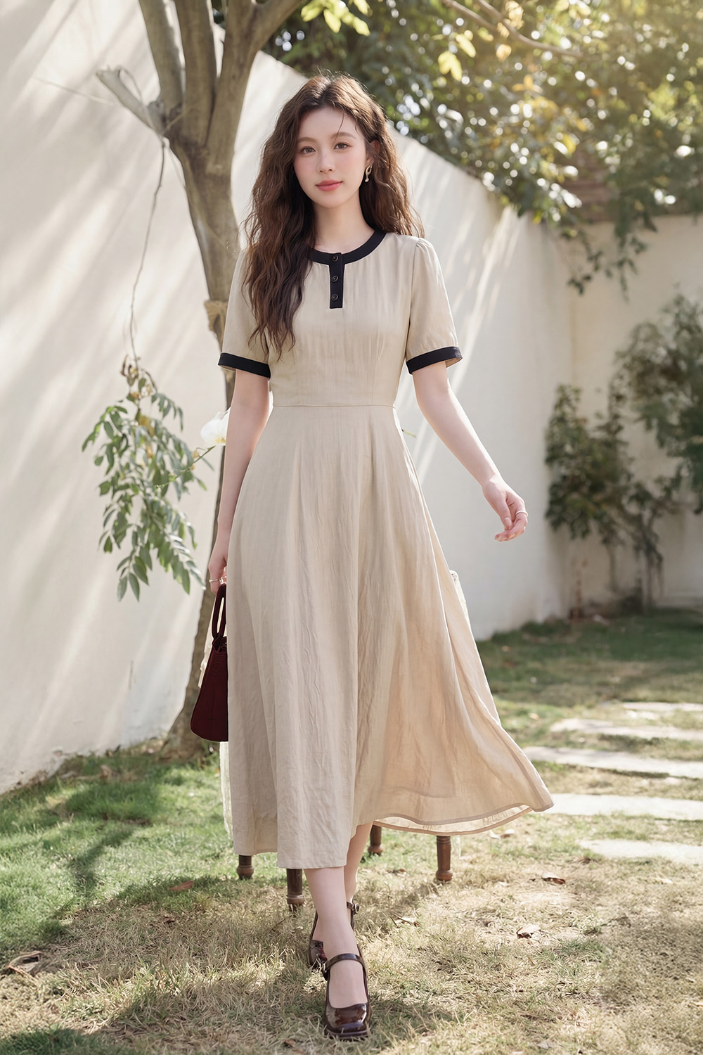 Đầm dài midi xòe cổ tròn phối viền đen