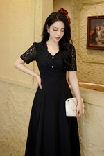 Đầm xòe đen phối ren cổ cách điệu đính nơ