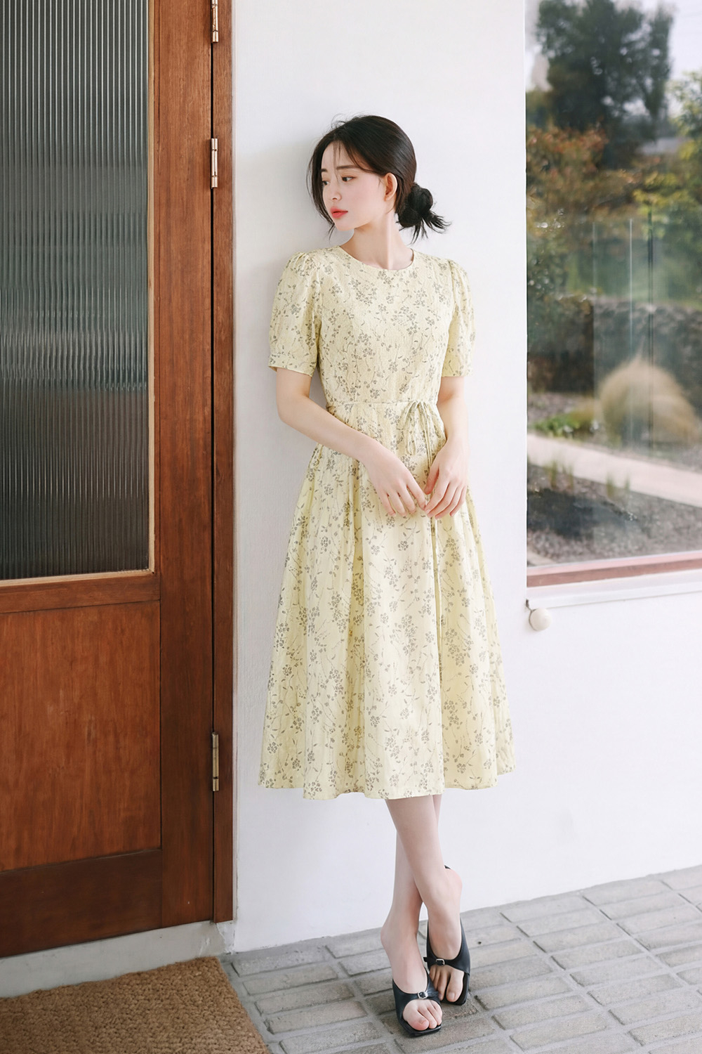 Đầm hoa nhí dáng xòe eo thắt nơ