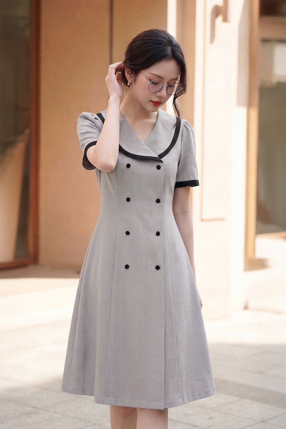 Đầm chữ A xòe công sở cổ sen phối viền đen