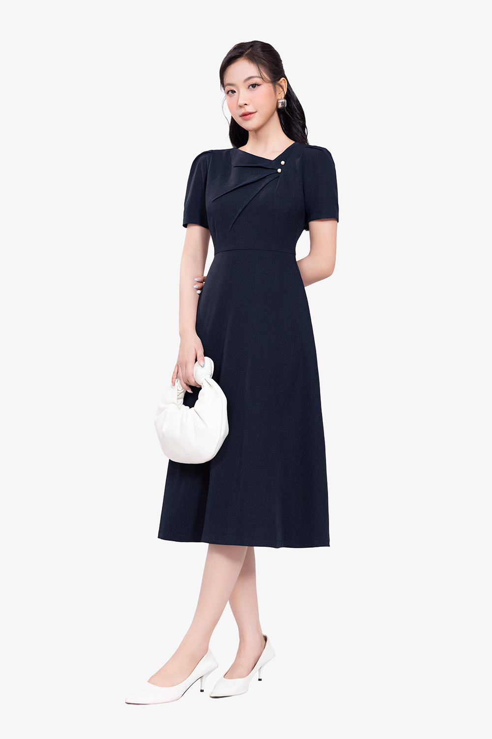 Đầm xòe công sở cổ lệch xếp ly