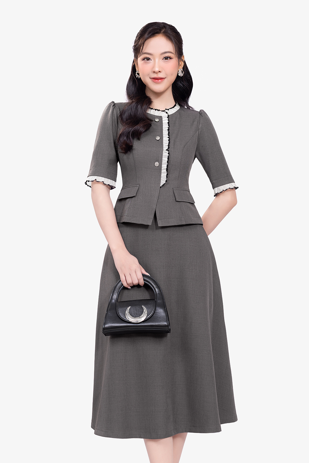 Áo kiểu công sở viền trắng cổ tròn