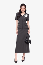 Áo kiểu công sở đính hoa màu xám