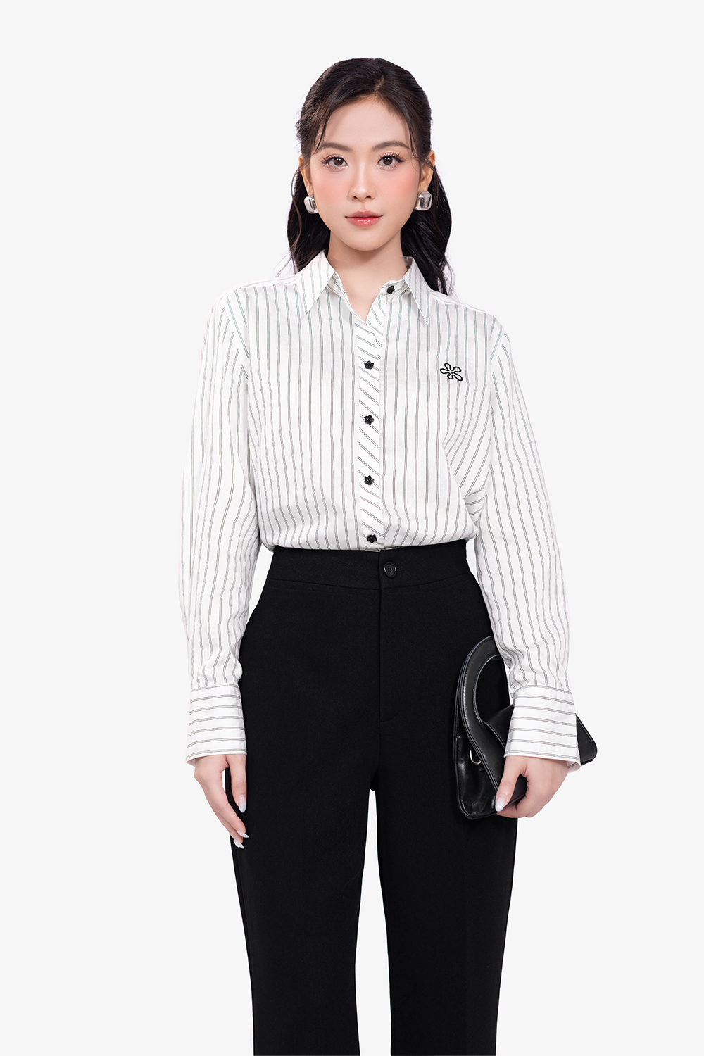 Áo sơ mi tay dài họa tiết kẻ sọc