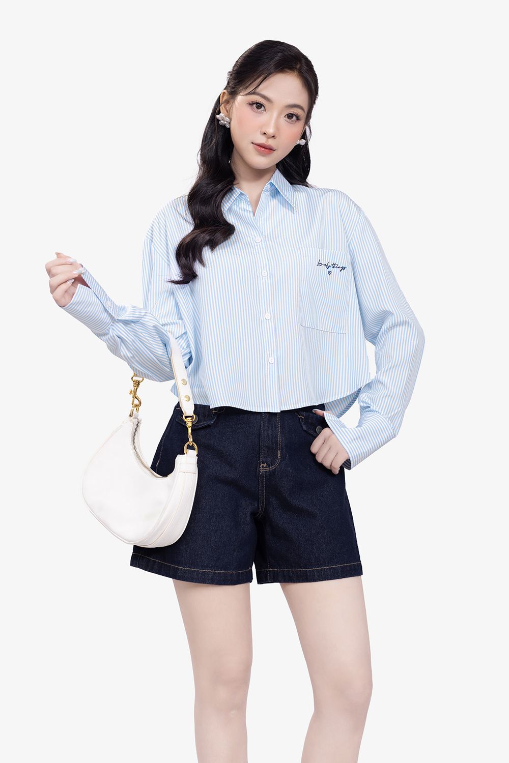 Áo sơ mi dáng lửng kẻ sọc màu xanh