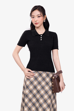 Áo dệt kim gân cổ polo màu đen
