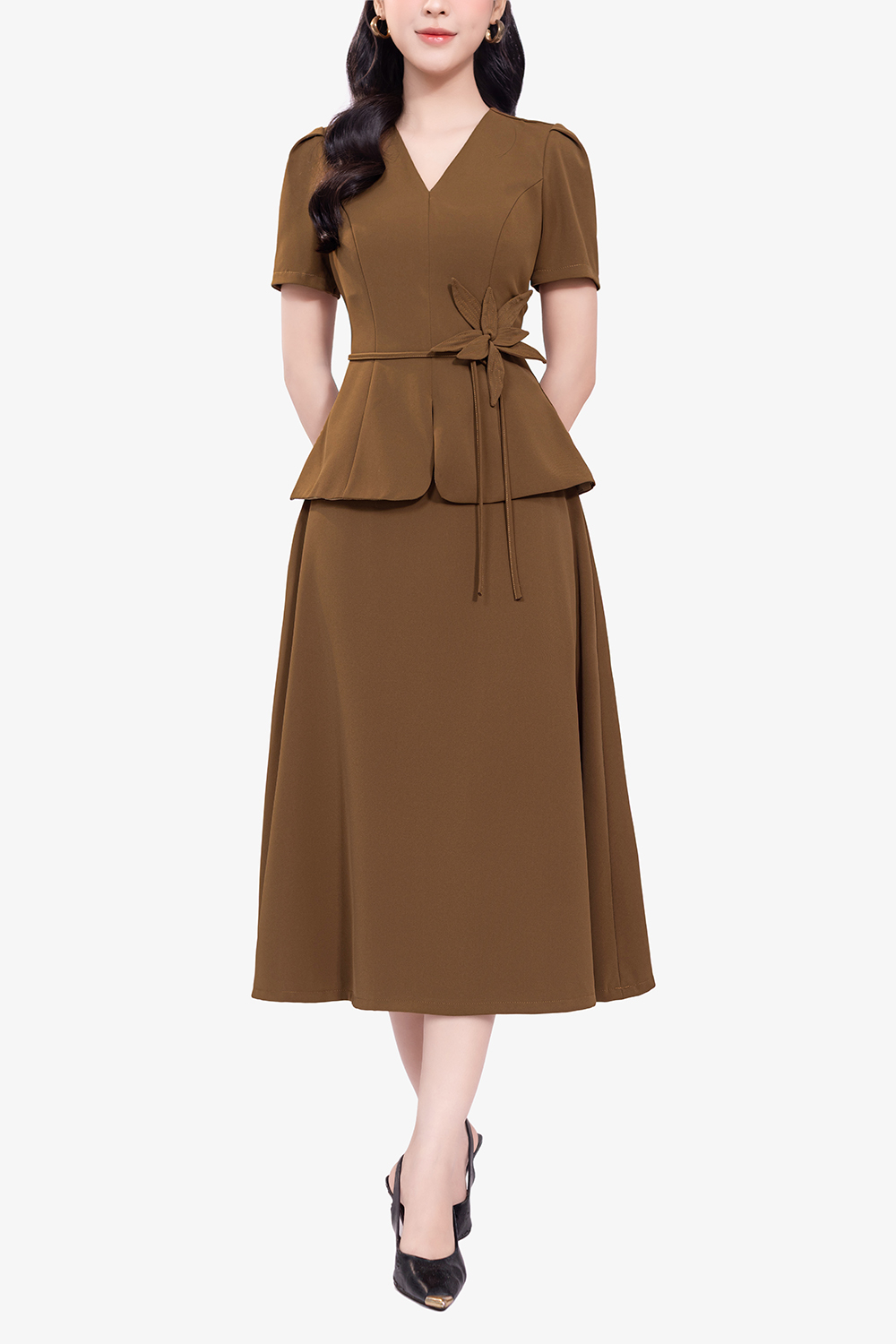 Chân váy công sở dáng xòe chữ A màu nâu