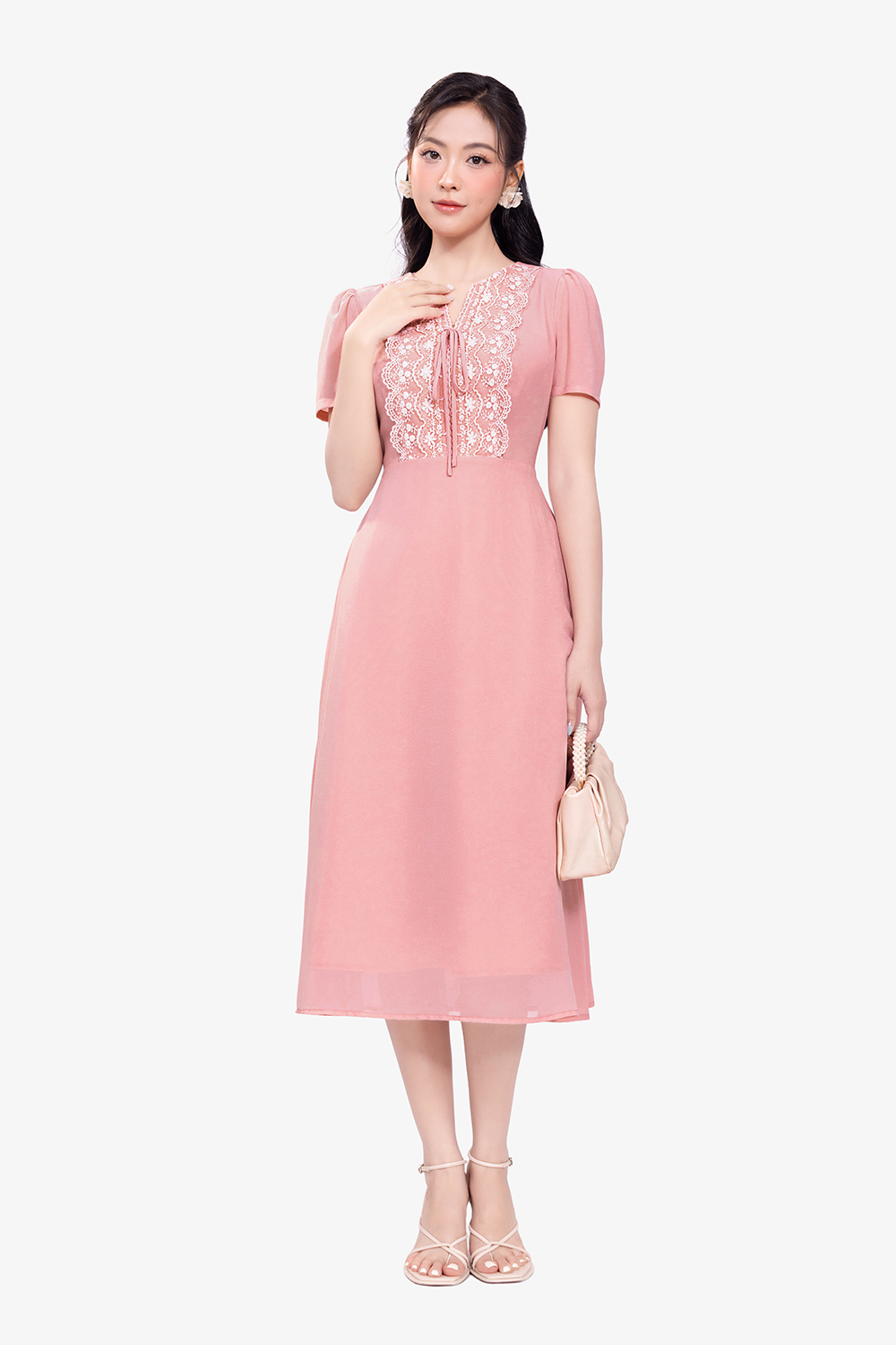 Đầm xòe công sở màu hồng phối ren