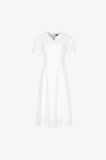 Đầm ren màu trắng dáng xòe dài cổ V