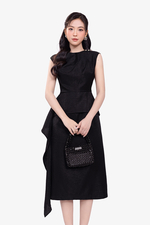 Đầm đen peplum dáng dài tay chờm