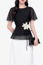 Áo kiểu peplum màu đen đính hoa eo