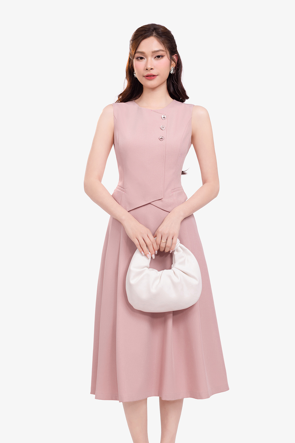 Áo gile nữ màu hồng đính nút