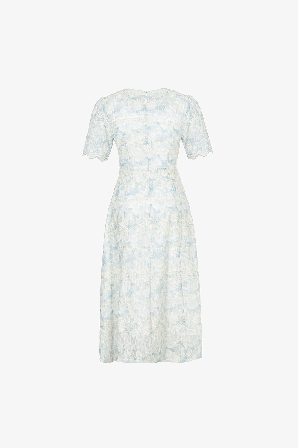 Đầm ren thêu dáng xòe