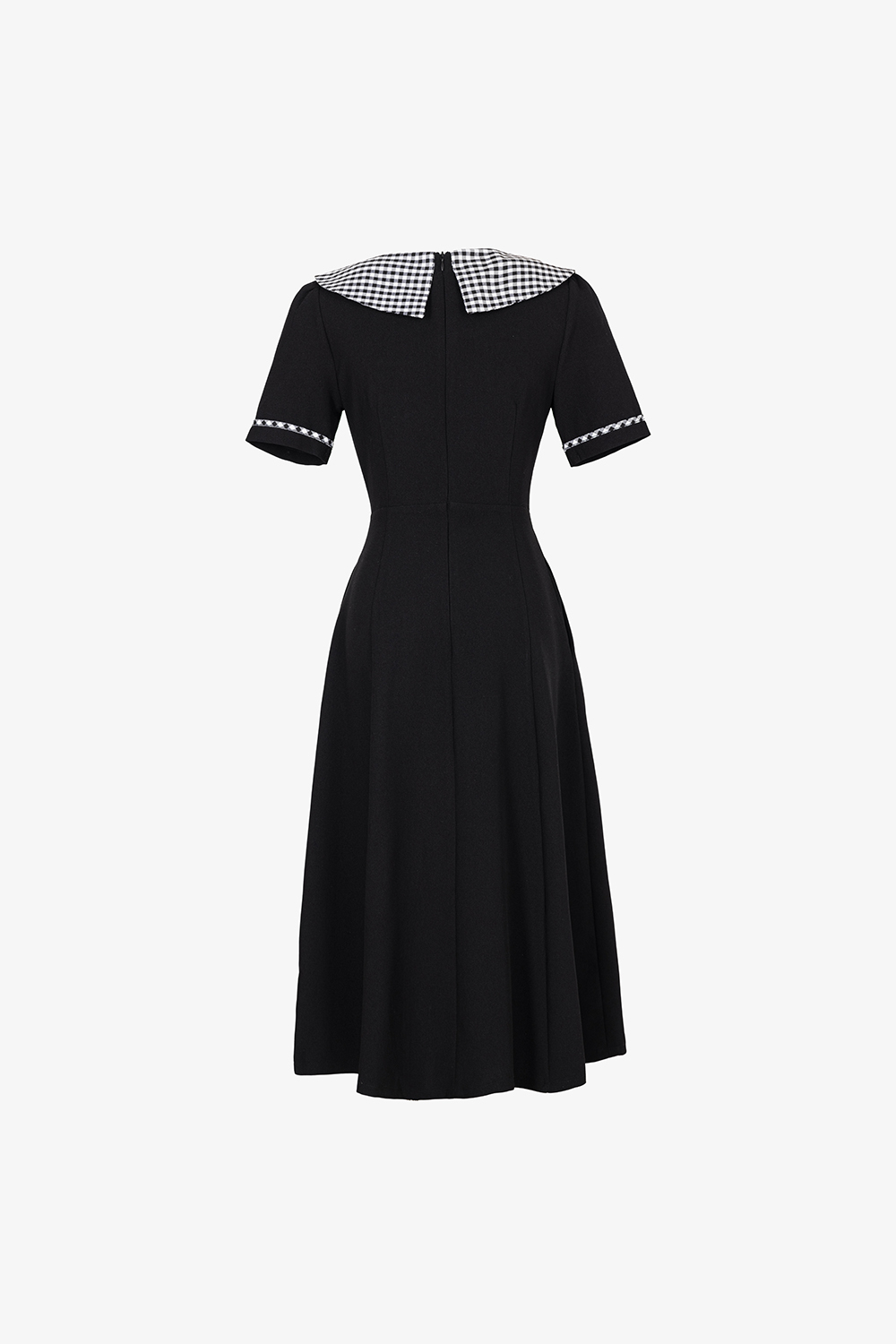 Đầm đen công sở dáng xòe cổ thủy thủ