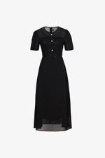 Đầm đen dáng xoè phối ren