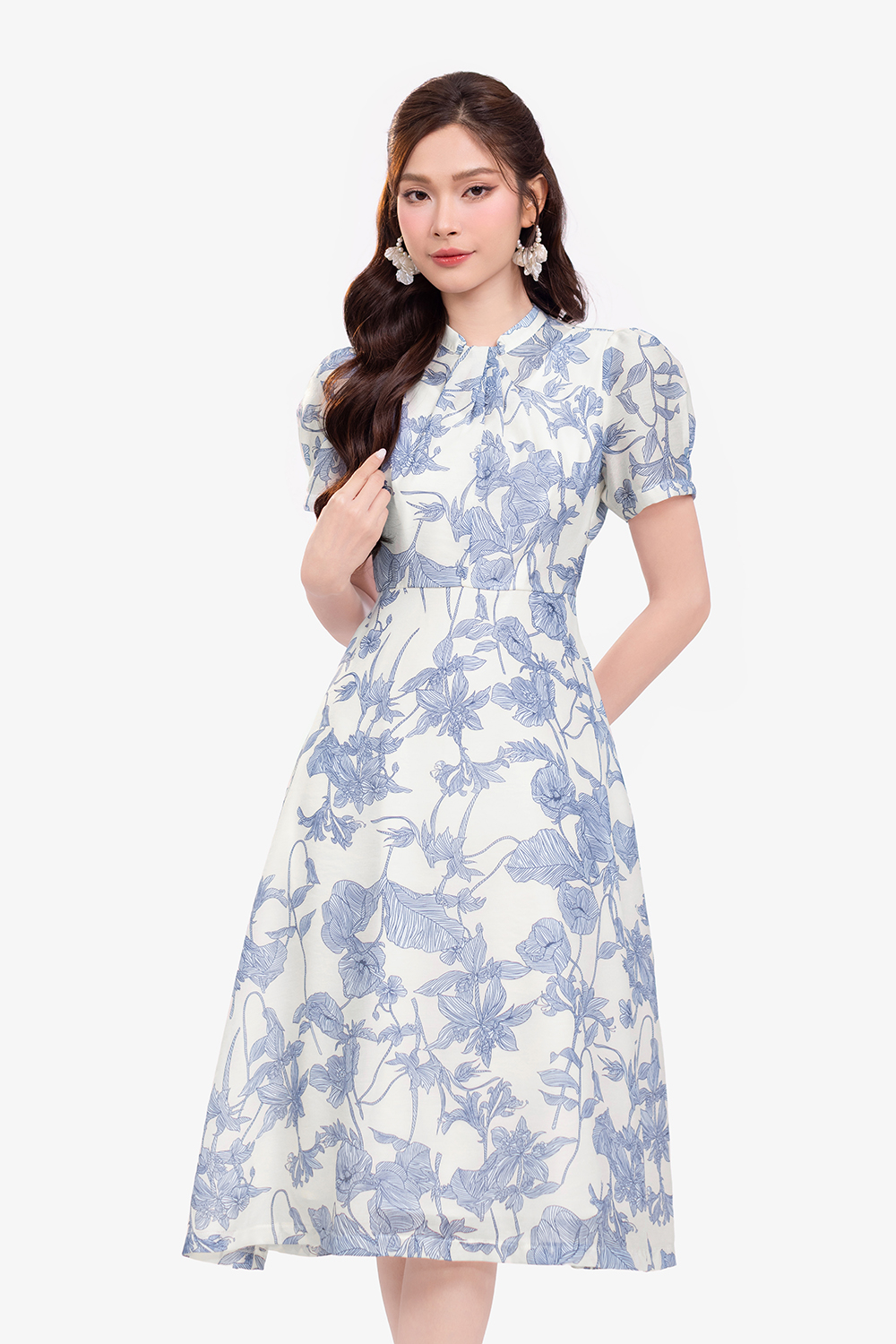 Đầm voan xoè hoạ tiết hoa