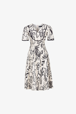 Đầm trắng họa tiết màu đen phối đăng ten