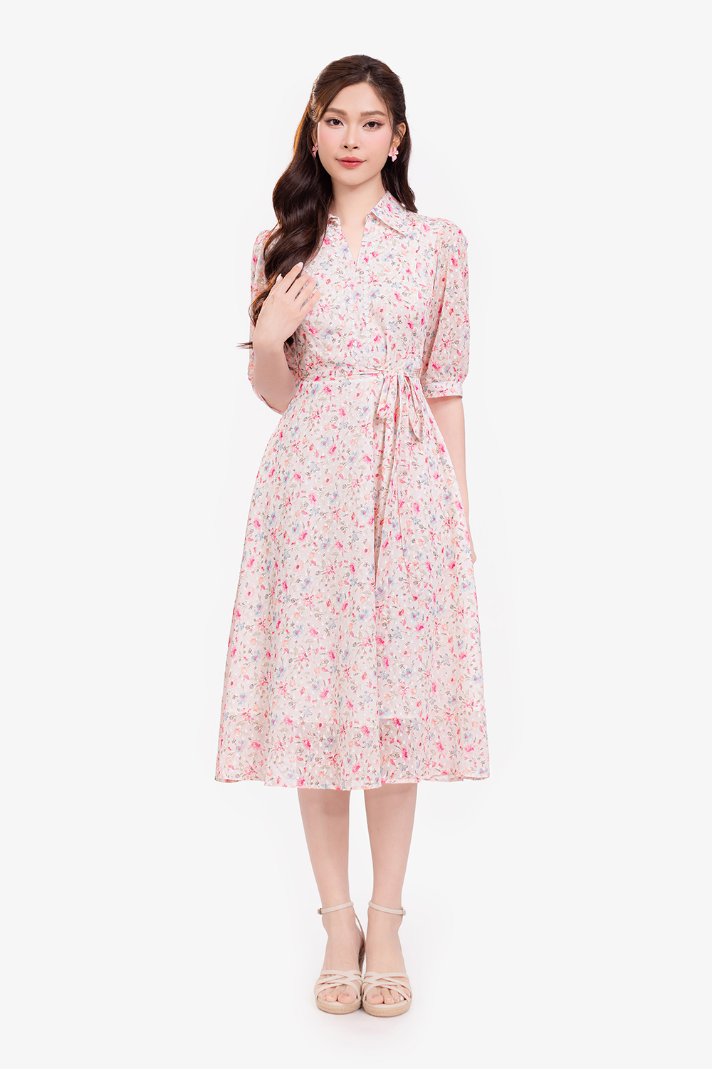 Đầm hoa dáng xoè nhấn eo nơ