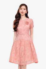 Đầm tơ bông ép hồng pastel đính hoa trà