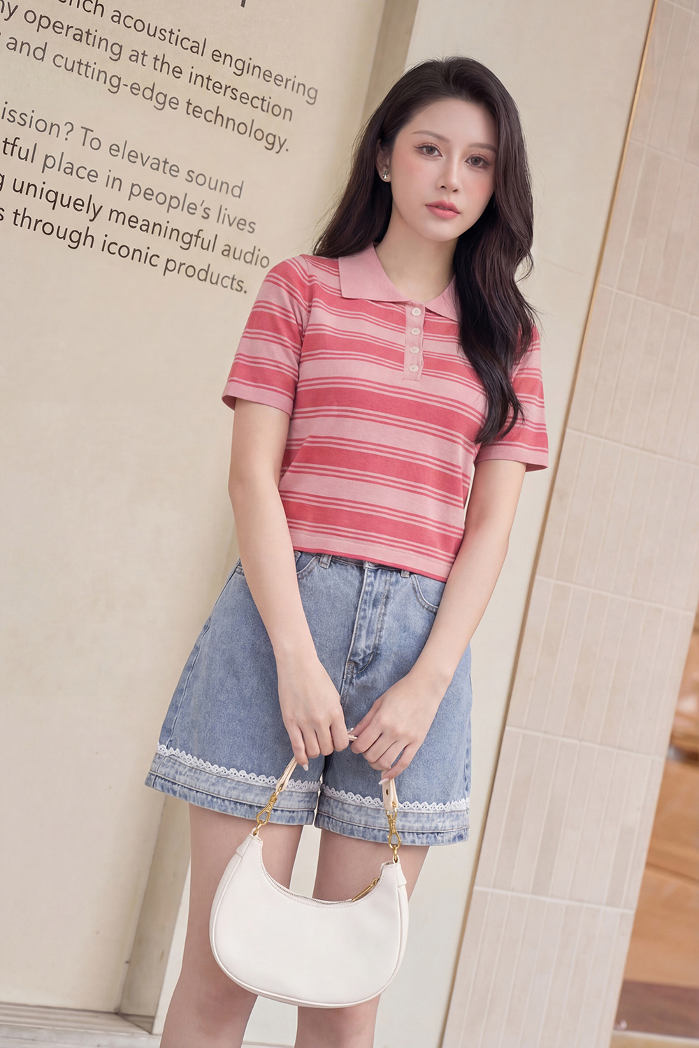 Áo len dệt kim sọc hồng cổ polo